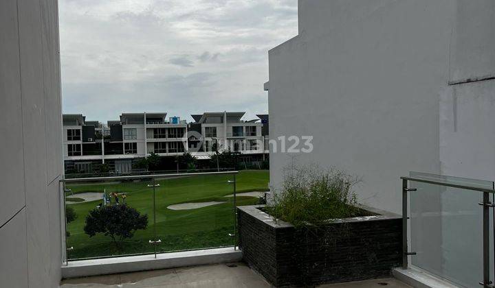 DISEWA Rumah Golf Island PIK Luas 12 x 35 Golf View Private Lift 2