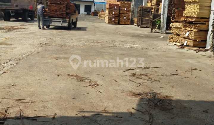 FOR SALE Warehouse Factory in Curug Wetan, Area 7000 m2