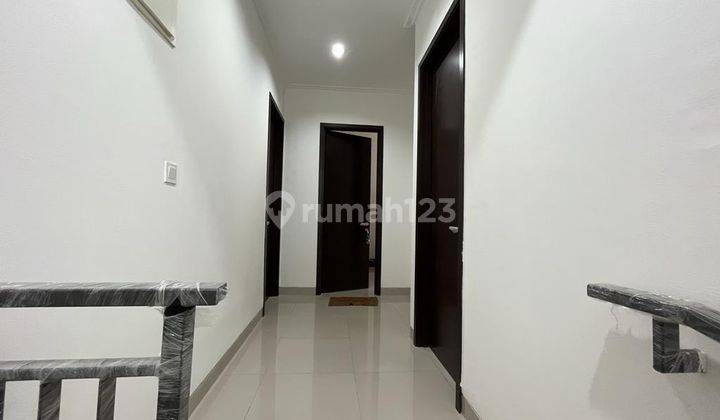 Dijual Rumah Milenial PIK 2 Luas 8 x 12.5 2 Lantai 2