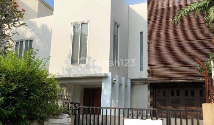 Dijual Rumah di Senopati Luas Tanah 358 m2 SHM 1