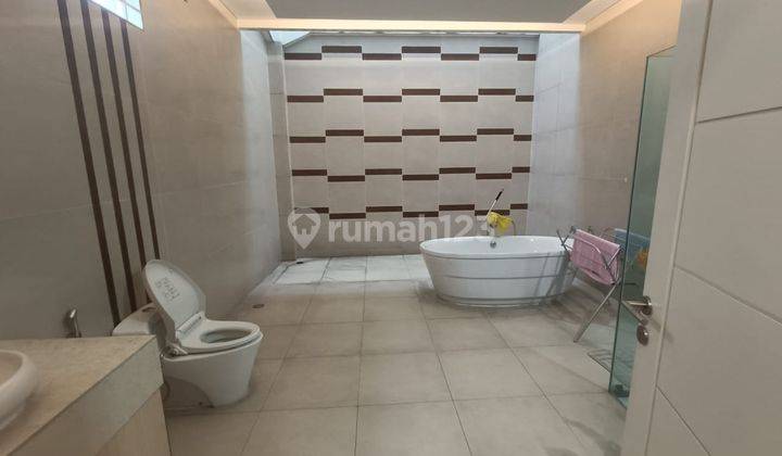 Dijual Rumah Jelambar Semi Furnished Luas 15 X 21 Shm 5 Lantai 2