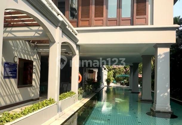 For Rent Executive Apartment Menteng Type 1+1 BR Area 93 M2 Furnished 2