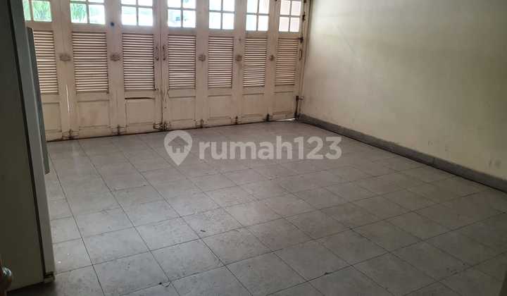 FOR SALE Johar Hijau Golf House PIK Size 10 x 18 Semi Furnished