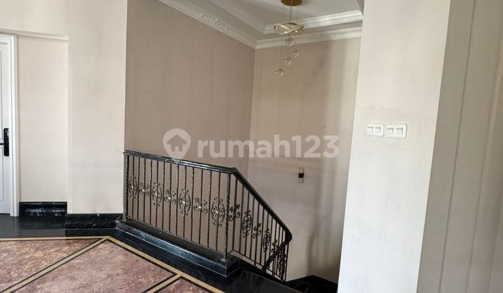 FOR SALE House in Pinisi PIK 1 Area 686 m2 Corner 2