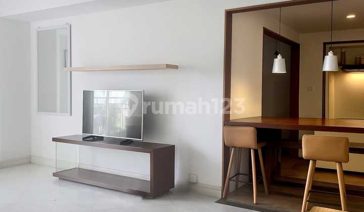 For Sale Executive Apartment Menteng Type 1+1 BR Area 93 M2 Furnished 2