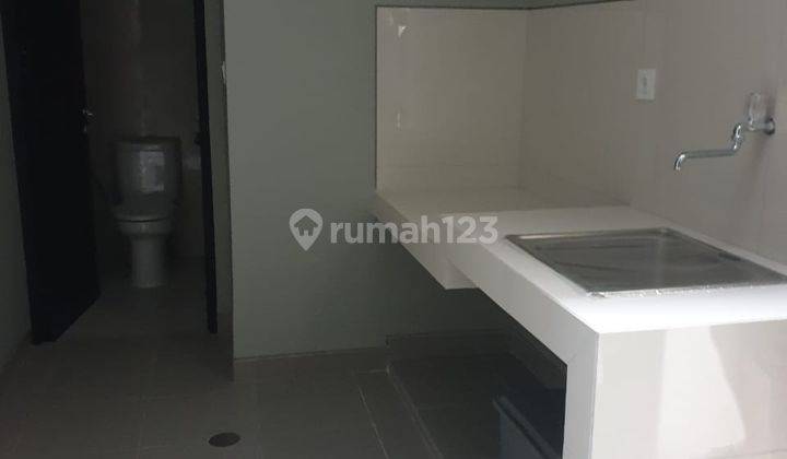 Disewa Murah Rumah Pik 2 Luas 8 X 10 Tahap 1 & 2 & Millennial 2