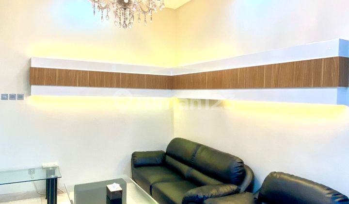 DISEWA Rumah di Crown Golf PIK Luas 8 x 15 Furnished 2