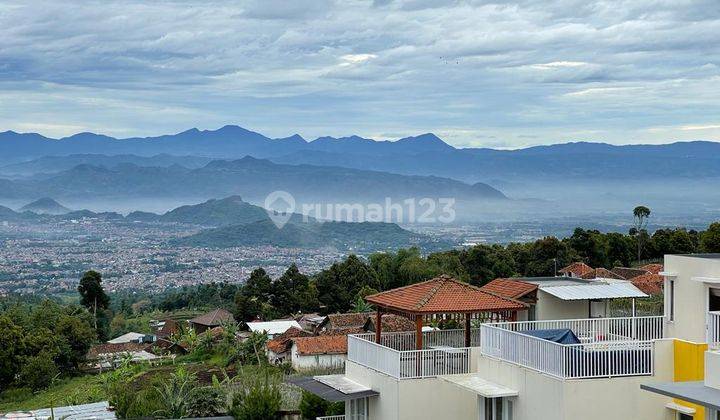 Dijual Rumah 3 Lt, Semi Furnish, Shm, City View, Strategis, Keren 1