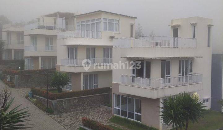 Dijual Rumah 3 Lt, Semi Furnish, Shm, City View, Strategis, Keren 3