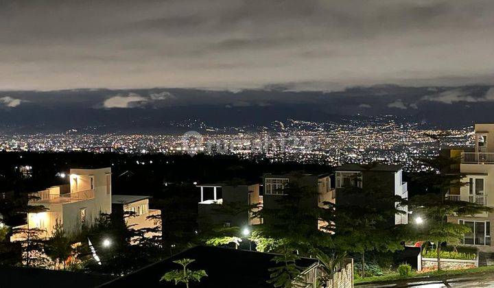 Rumah Seperti Resort di Atas Awan, 3 Lt, Strategis, Shm,city View 17