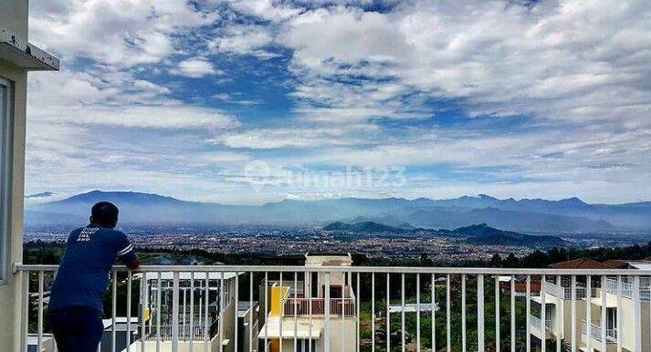 Rumah minimalis modern,3 lt,strategis,shm,city view , berkabut 7