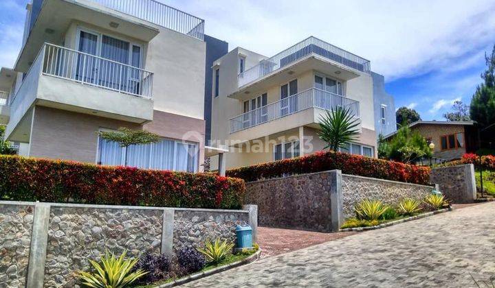 Limited unit,hanya 79 unit lokasi strategis, rumah 3 lt, shm 2