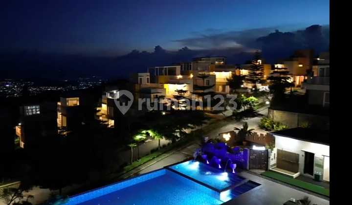 Limited unit,hanya 79 unit lokasi strategis, rumah 3 lt, shm 8