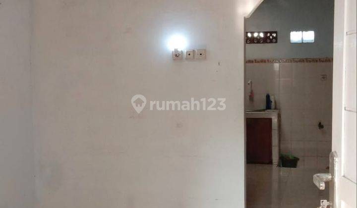 Rumah di Perumahan Taman Dadap Indah 2