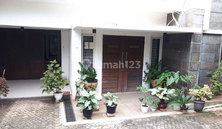 Wijaya Rumah 2 Lantai Cocok Untuk Kantor Atau Usaha Lainnya. 1