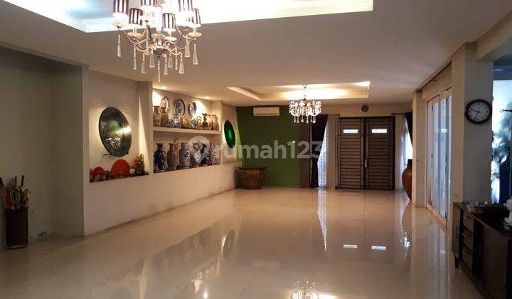 Wijaya Rumah 2 Lantai Cocok Untuk Kantor Atau Usaha Lainnya. 2