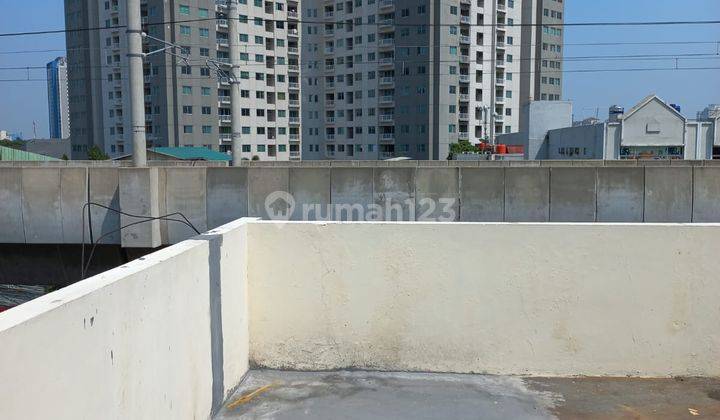 Fatmawati Raya Ruko 3 Lantai Pinggir Jalan Utama 2
