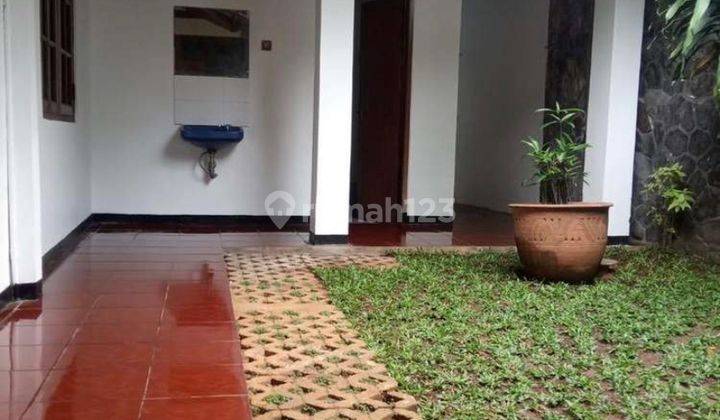 Kebayoran Baru, Gandaria Rumah 1 Lantai Sudah Renovasi  13