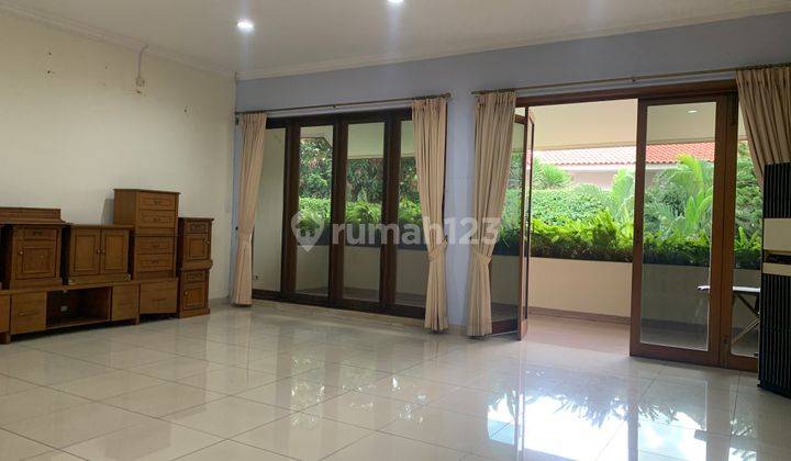 Kemang Rumah 2 Lantai Cantik Dengan Kolam Renang 14