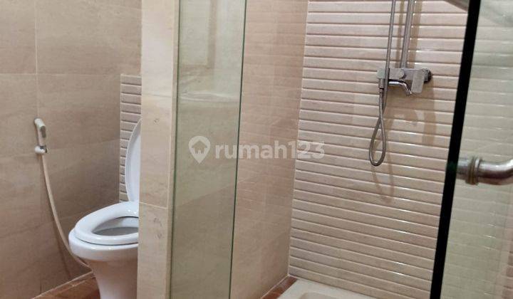 Kebayoran Baru Cibeber Rumah Dengan Swimming Pool 10