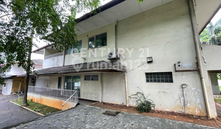 Exclusive, 2 Houses With Spacious Yards in Kemang Area 2