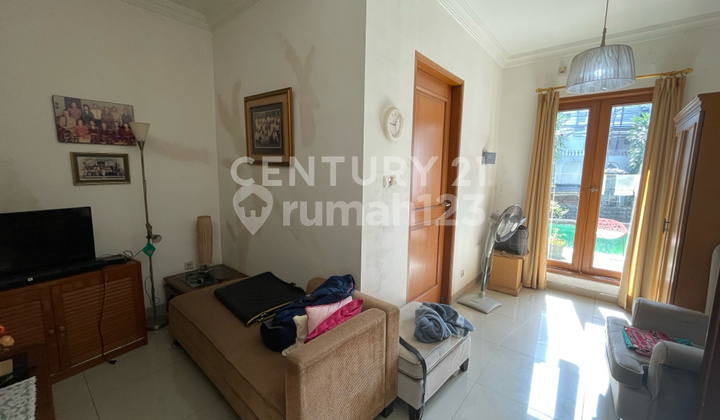 Near Haji Nawi MRT House for Rent Suitable for Office in Cipete 2