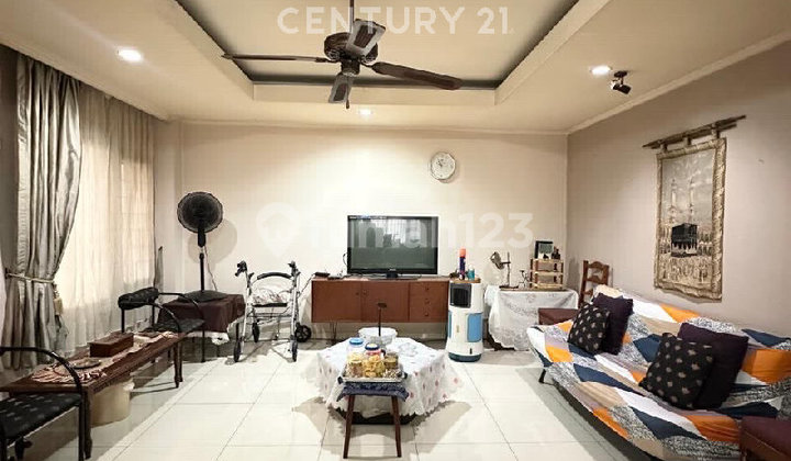 Harga Dibawah NJOP Condominium 3Kt Dijual di Area Kalibata Harga Dibawah NJOP Condominium 3Kt Dijual di Area Kalibata