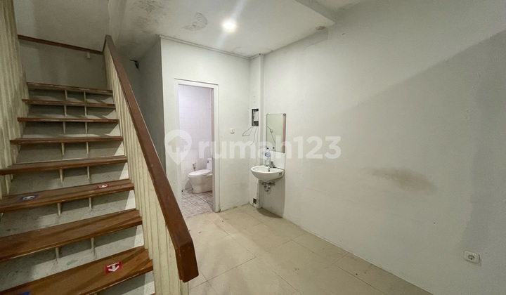 4-Storey Shophouse in a Busy Area by the Side of Main Road Kemang Raya