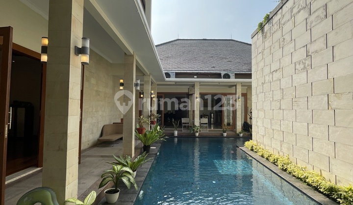Spacious Land, Free Living! Luxurious House in Kemang with a Swimming Pool