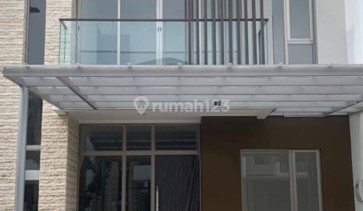 Disewakan RUMAH PIK 2 8x15 sudah full gordyn Murah luas 1