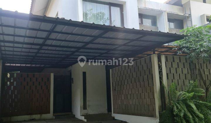 Rumah Minimalis dalam townhouse eksklusif dekat pintu tol Pondok aren  2