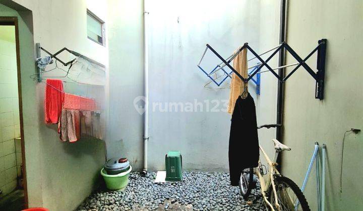 Rumah minimalis siap huni 2 lantai di sektor 9 bintaro jaya  2