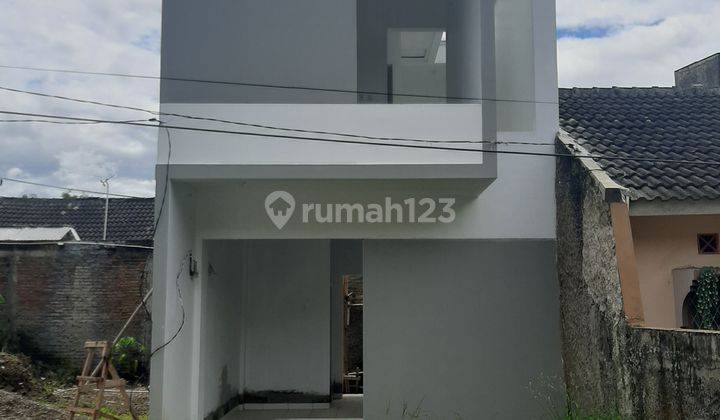 Rumah 2 lantai Harga 1 lantai Bandung Timur Cileunyi SHM Baru Utara Dekat Akses Pintu TOL Purbaleunyi 1