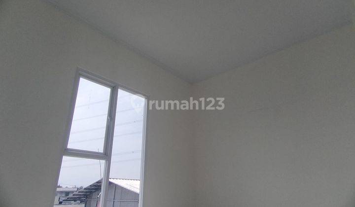 Rumah 2 Lantai Dekat Exit Tol Cimanggis Hanya 400 Jutaan 9