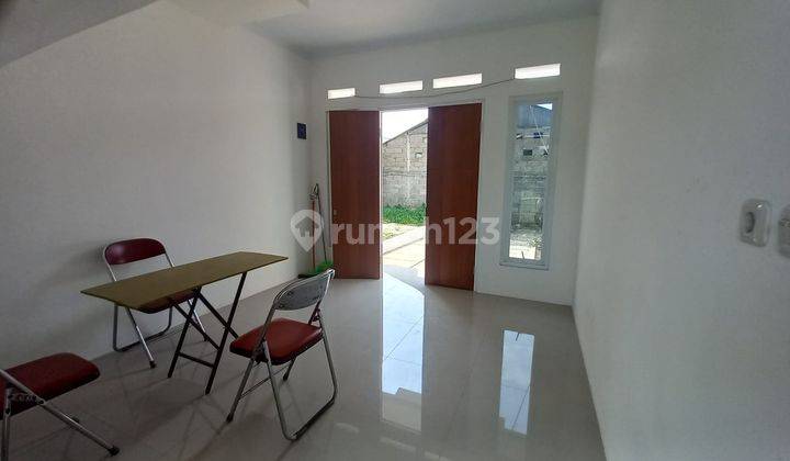 Rumah Murah 2 Lantai 400 Jutaan Termurah di Depok Kota 11