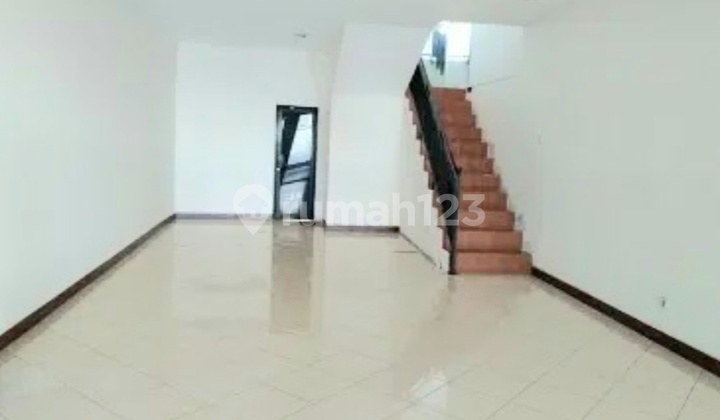 Disewakan Ruko 2 Lantai Lokasi Jalan Raya Agus Salim Bekasi  3