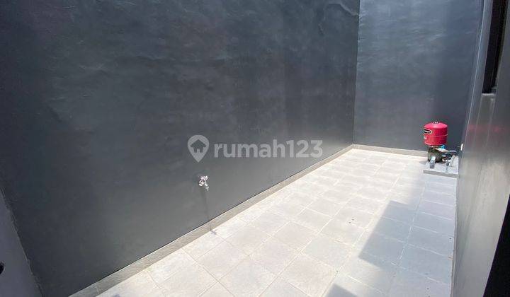 Dijual Ruko 3,5 Lantai Di Jalan Raya Jatiwaringin Jakarta Timur  1