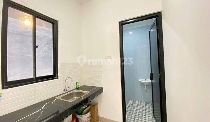 Dijual Ruko 3,5 Lantai Di Jalan Raya Jatiwaringin Jakarta Timur  2
