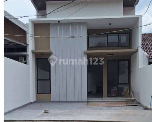 Rumah Baru Bangunan Rapih Siap Huni di Taman Harapan Baru 1