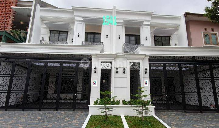 Rumah Mewah 2 Lantai Kawasan Komplek Billymoon Jakarta Timur 1