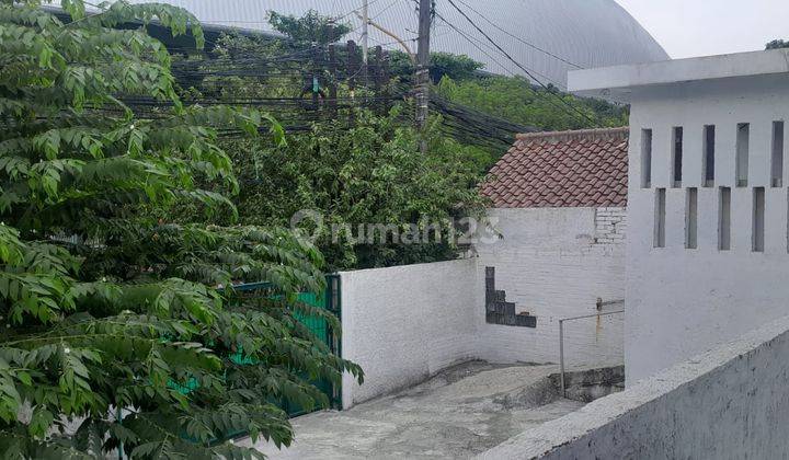 Rumah Cocok Untuk Usaha Lokasi di Jalan Utama  2