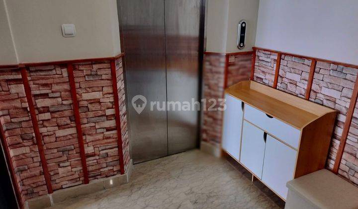 Dijual Apartemen Royale Springhill Tipe 2BR Ada Private Lift 2