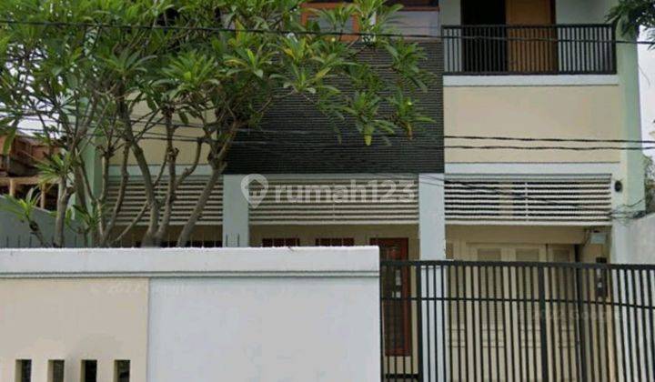 Dijual Rumah di Jalan Halmahera Semarang Timur  1