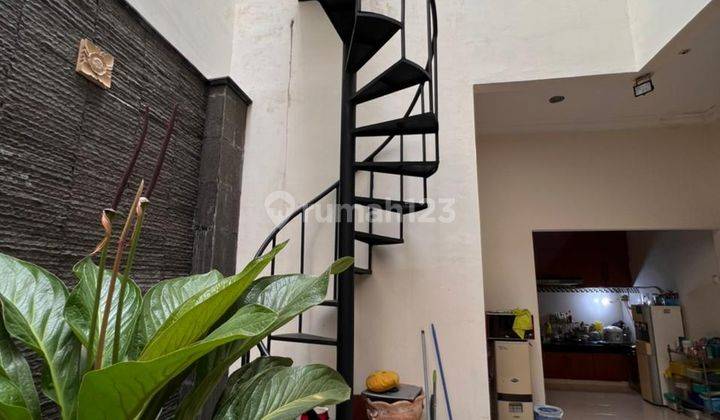 Rumah Mewah  jl jamin ginting SHM Bagus Timur 12