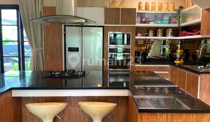 Rumah Mewah Bsd 500 Meter Semi Furnished Sangat Bagus dan Siap Huni 2