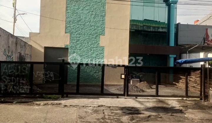 Quick Sale 3-Story Building Location Cipulir Ciledug Quick Sale 3-Story Building Location Cipulir Ciledug