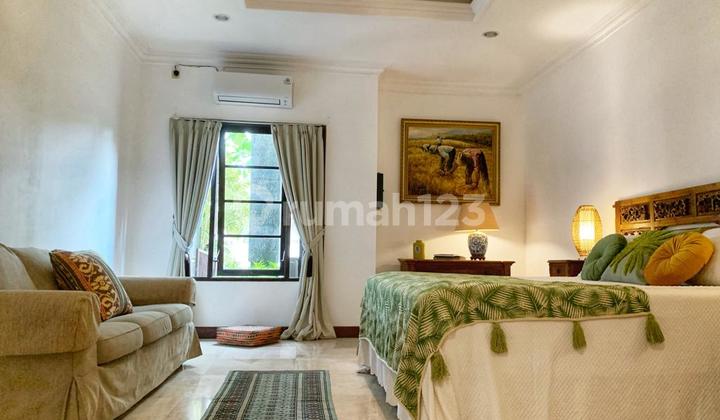 Rumah Semi Villa BUC Lokasi Strategis 2