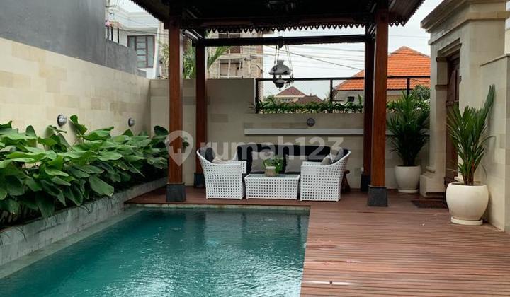 VILLA 3BR FULL FURNISHED DEKAT SIDEWALK JIMBARAN BALI