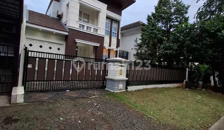 Jual Rumah Mewah 2 Lantai Full Furnished di Boulevard Kota Wisata Cibubur Bogor IMB untuk Commercial