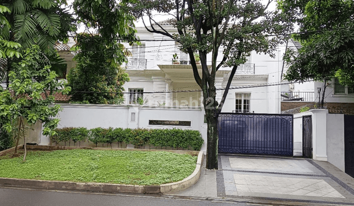 Dijual Rumah Mewah 3 Lantai Di Kebayoran Baru Jakarta Selatan 1